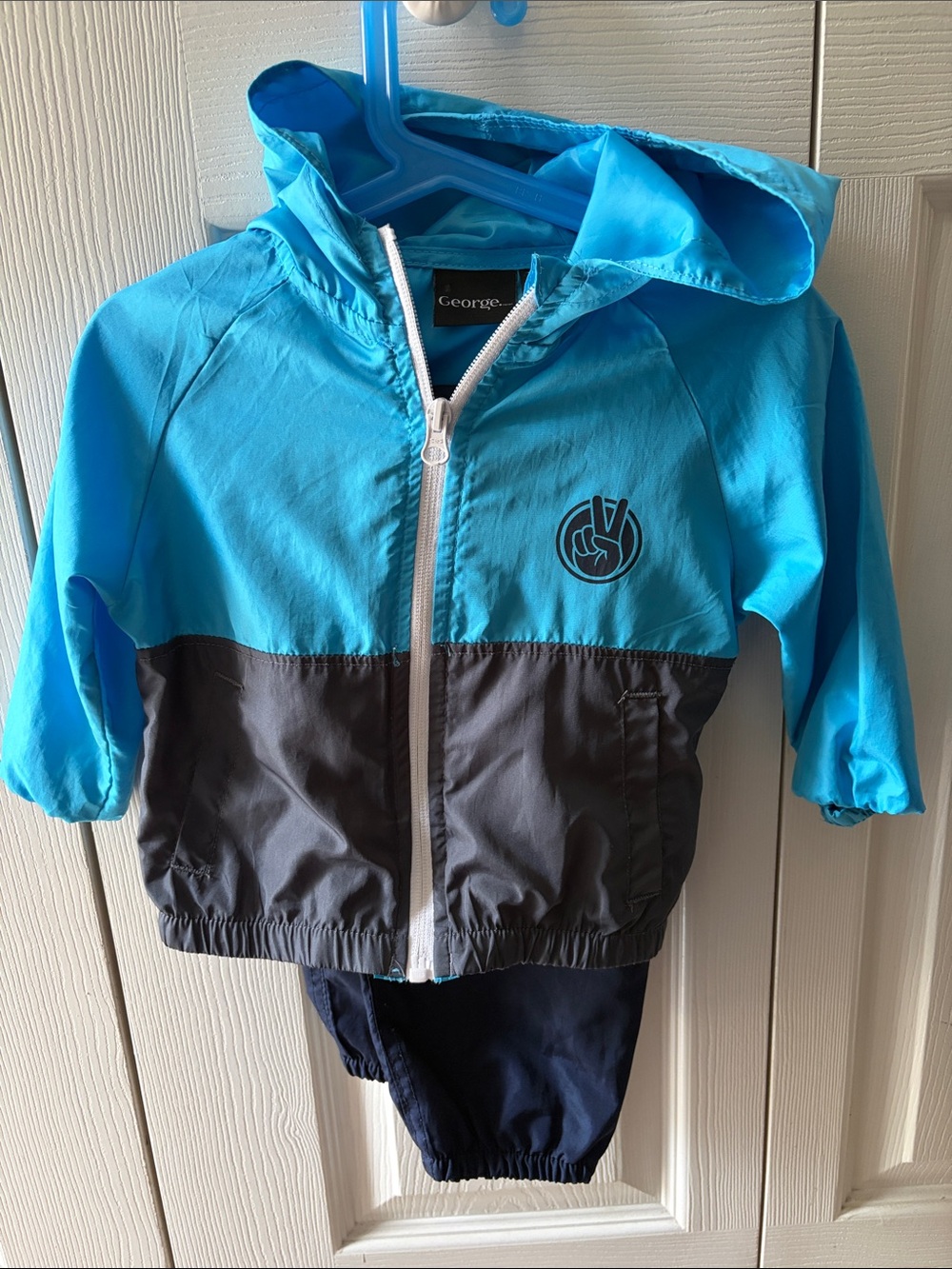 2T windbreaker + pants